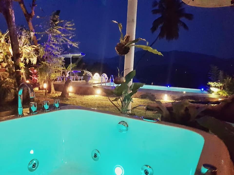 Galkanda Walawwa Kandy Esterno foto