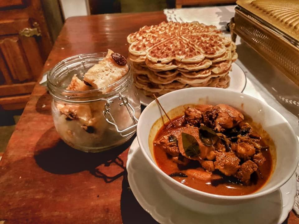 Galkanda Walawwa Kandy Esterno foto