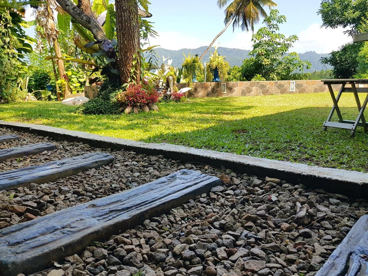 Galkanda Walawwa Kandy Esterno foto